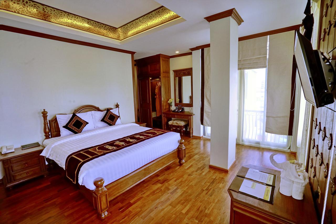Hotel Yadanarbon Mandalaj Zewnętrze zdjęcie